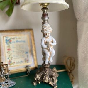 Cream and Gold Cherub Accent Lamp